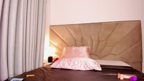 Snapshot of jasmin_melons chatting on October 16, 2025, 3:40 am jasmin_melons online show from October 16, 2025, 3:40 am