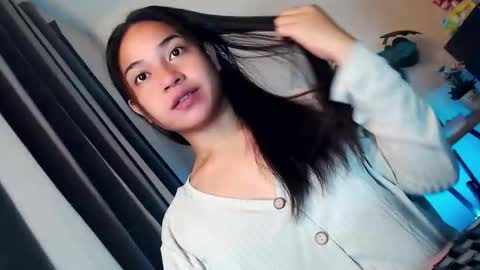 JASMINE online show from April 13, 2026, 2:06 am