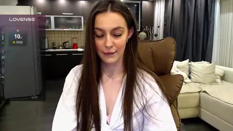 Snapshot of jasmine_doll_ chatting on June 3, 2026, 9:53 pm Jasmine online show from June 3, 2026, 9:53 pm