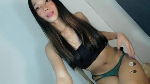 Snapshot of jasmine_on_live chatting on June 18, 2026, 9:14 am CUTE JANNA online show from June 18, 2026, 9:14 am