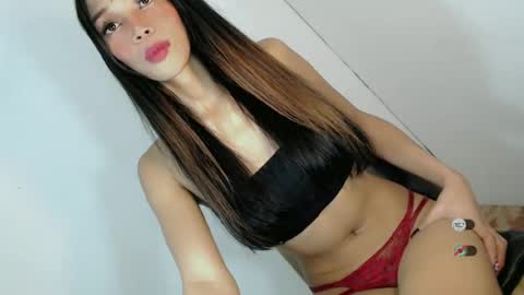 Snapshot of jasmine_on_live chatting on June 27, 2026, 2:05 am CUTE JANNA online show from June 27, 2026, 2:05 am