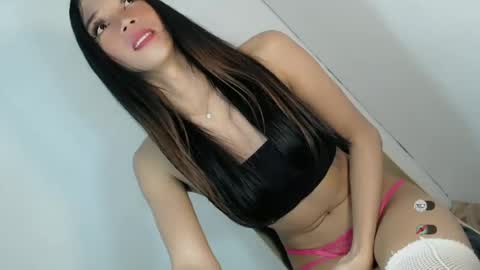 Snapshot of jasmine_on_live chatting on July 5, 2026, 5:03 am CUTE JANNA online show from July 5, 2026, 5:03 am