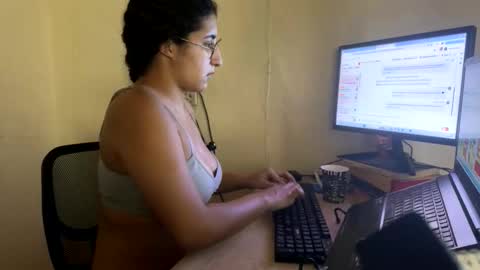 Jasmine online show from March 16, 2026, 7:18 pm