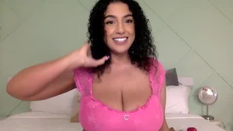 Jasmine Marie online show from February 5, 2025, 2:19 am
