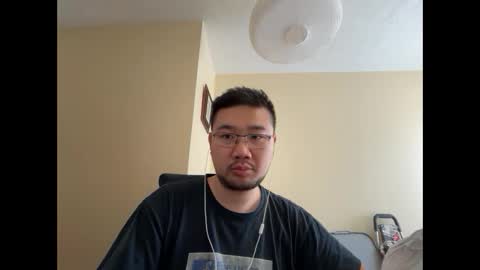 Snapshot of jasonryu2025 chatting on May 9, 2026, 10:09 am Jason Ryu online show from May 9, 2026, 10:09 am