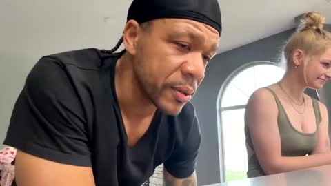 Jason Sweets online show from March 22, 2026, 1:20 am