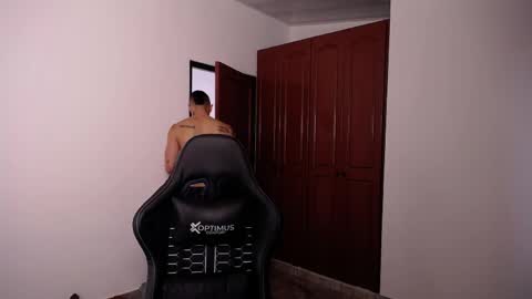 JKing  online show from April 1, 2026, 12:39 pm