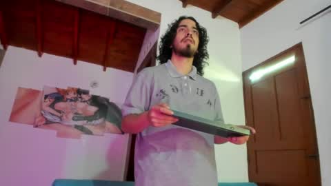 Snapshot of jave_rave chatting on May 5, 2026, 12:35 pm jave_rave online show from May 5, 2026, 12:35 pm