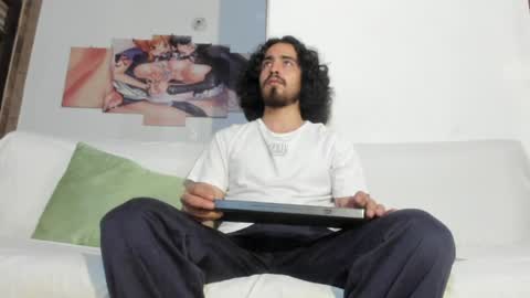 Snapshot of jave_rave chatting on May 24, 2026, 12:10 pm jave_rave online show from May 24, 2026, 12:10 pm
