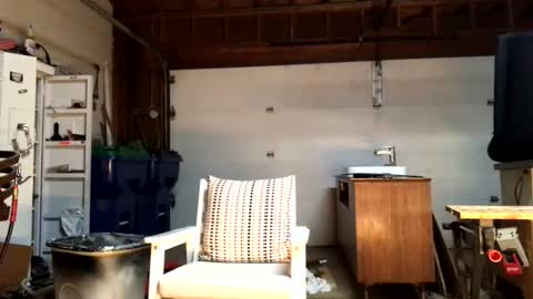 Snapshot of jawssharkparty chatting on October 6, 2025, 4:54 am Jaws  online show from October 6, 2025, 4:54 am