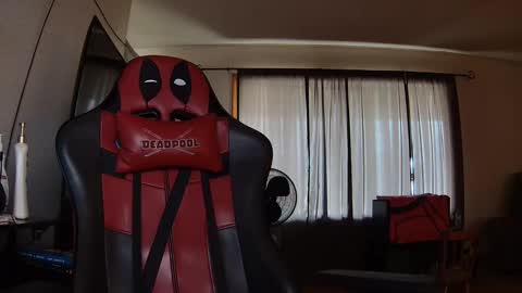 jaxjohnson12 online show from April 3, 2026, 4:27 pm