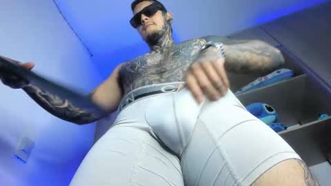 Snapshot of jaxxon22cm chatting on February 24, 2026, 7:23 pm Michael independient model online show from February 24, 2026, 7:23 pm