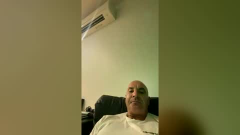 Snapshot of jay_9i chatting on July 20, 2026, 12:51 pm jay_9i online show from July 20, 2026, 12:51 pm