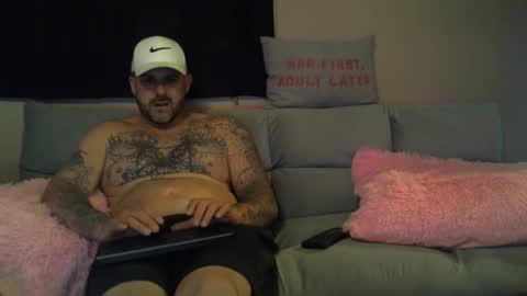 jay_banks0420 online show from February 24, 2025, 3:55 am