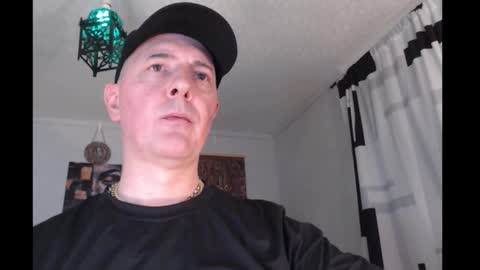 Snapshot of jaybeekole chatting on March 2, 2026, 9:10 pm jaybeekole online show from March 2, 2026, 9:10 pm