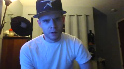 Snapshot of jaybrik92 chatting on July 18, 2026, 2:49 am Jlio Delgauto online show from July 18, 2026, 2:49 am