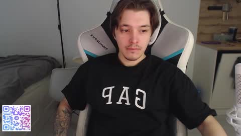 Jayce online show from November 3, 2025, 9:10 am