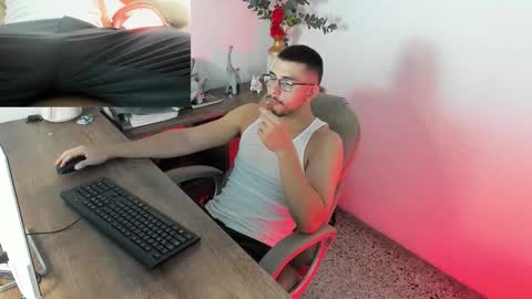 Snapshot of jaygrip chatting on March 4, 2026, 6:36 pm Jay online show from March 4, 2026, 6:36 pm