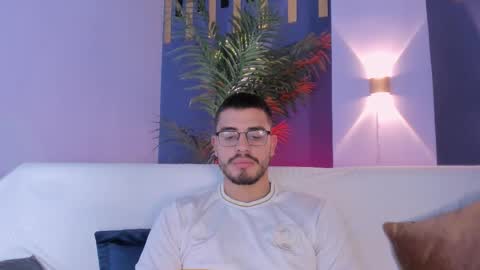 Snapshot of jaygrip chatting on March 18, 2026, 9:07 pm Jay online show from March 18, 2026, 9:07 pm