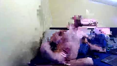 Snapshot of jayjay111989 chatting on February 25, 2026, 2:37 pm HUngBtmFl online show from February 25, 2026, 2:37 pm