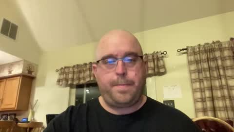 Snapshot of jayredneck chatting on April 22, 2026, 1:41 am jayredneck online show from April 22, 2026, 1:41 am