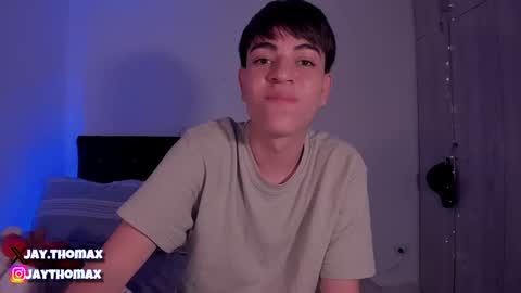 jaythomax online show from December 16, 2024, 10:34 pm