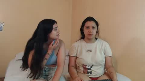 Snapshot of jazmin_dharius chatting on July 7, 2026, 7:40 pm Jazmin and Scarlett online show from July 7, 2026, 7:40 pm