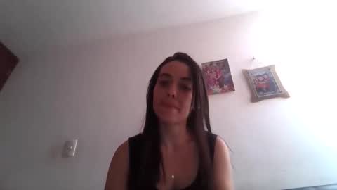 jazminojeda online show from November 28, 2025, 4:31 pm