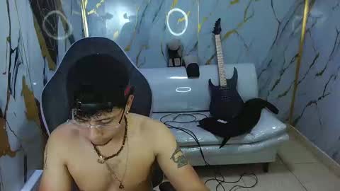 jbarto_ online show from June 1, 2026, 3:08 am