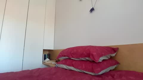 Snapshot of jbearbearbear chatting on October 1, 2025, 9:15 am jbearbearbear online show from October 1, 2025, 9:15 am