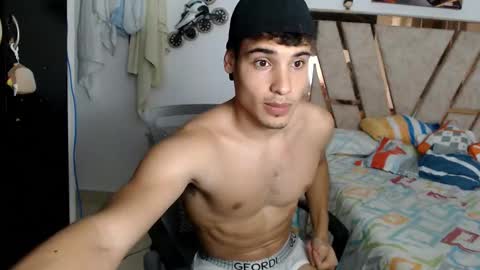 Lin online show from March 6, 2026, 11:23 pm