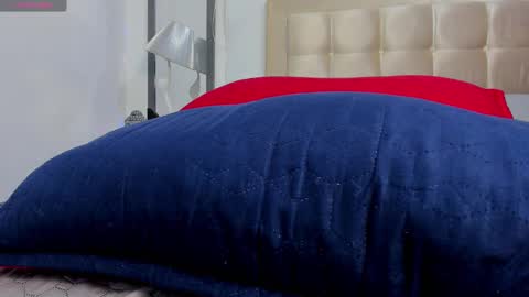 jhon online show from February 11, 2025, 3:29 am