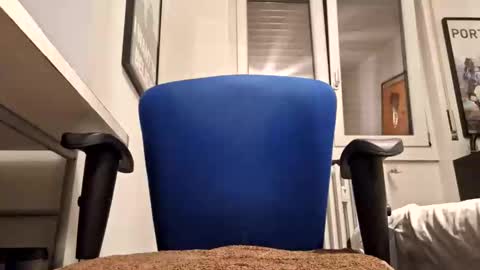 Snapshot of jean_kowalski chatting on June 10, 2026, 8:52 pm Jean Kowalski online show from June 10, 2026, 8:52 pm