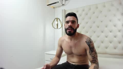 JEAN online show from April 8, 2026, 7:36 pm