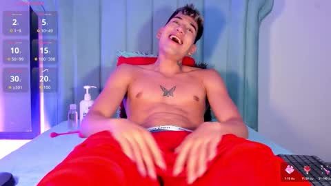 JEAN online show from March 12, 2026, 10:38 pm