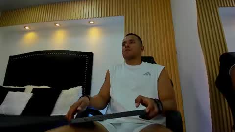 Snapshot of jean_prime chatting on July 1, 2026, 6:07 pm JEAN online show from July 1, 2026, 6:07 pm