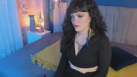 Snapshot of jeannesabatier chatting on October 14, 2025, 8:09 pm Jean online show from October 14, 2025, 8:09 pm