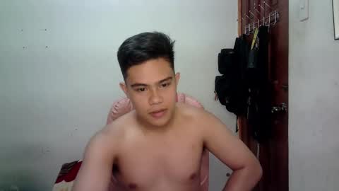Snapshot of jebs_ chatting on January 3, 2025, 12:08 pm jebs_ online show from January 3, 2025, 12:08 pm