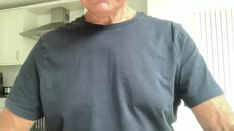 Sensual Jeeves online show from June 5, 2026, 9:26 am