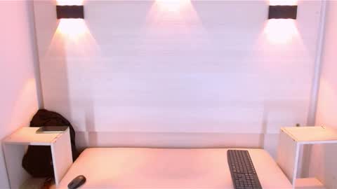 jeic 18 online show from September 14, 2025, 4:33 am