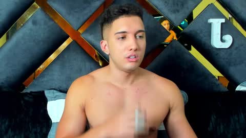 Snapshot of jeicob_stone1 chatting on December 16, 2024, 10:56 pm JEICOB STONE online show from December 16, 2024, 10:56 pm