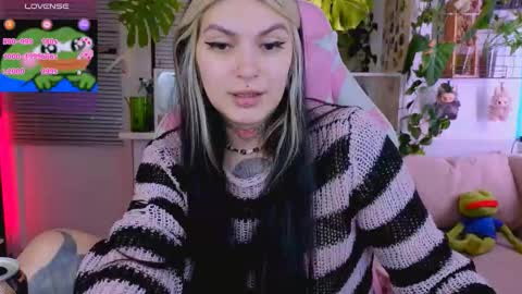 Jelya online show from September 25, 2025, 4:21 pm