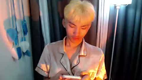 jemart_urnaughtboy online show from June 6, 2026, 6:45 pm