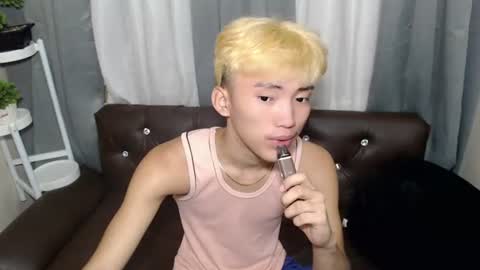 jemart_urnaughtboy online show from June 13, 2026, 3:04 am