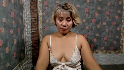 Snapshot of jemm36 chatting on December 14, 2024, 10:56 am Jem online show from December 14, 2024, 10:56 am