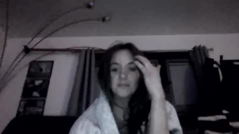 Snapshot of jen4funandspice chatting on April 9, 2026, 5:18 am jen4funandspice online show from April 9, 2026, 5:18 am