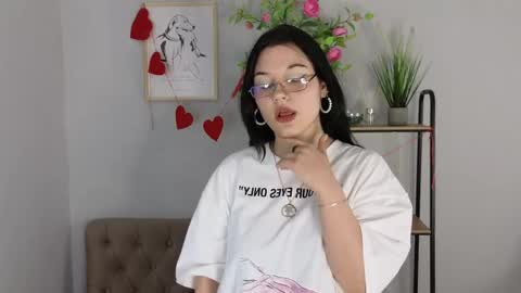 Snapshot of jen_gard chatting on May 26, 2026, 11:06 am Miya online show from May 26, 2026, 11:06 am