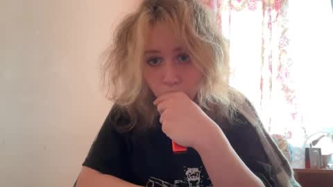 Jessica online show from April 3, 2026, 8:34 am