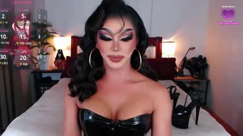 Snapshot of jenifers_body chatting on May 24, 2026, 7:13 am Queen Jenifer online show from May 24, 2026, 7:13 am