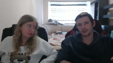 JenisAndPeter online show from March 9, 2025, 12:53 pm